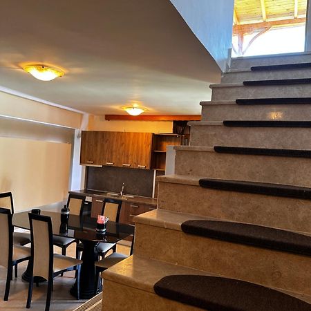 Privilege Suites Nea Kallikrateia 外观 照片