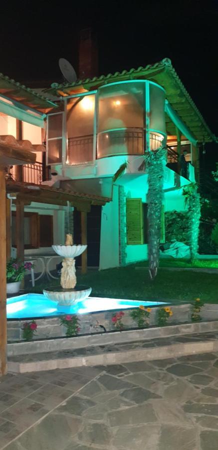 Privilege Suites Nea Kallikrateia 外观 照片