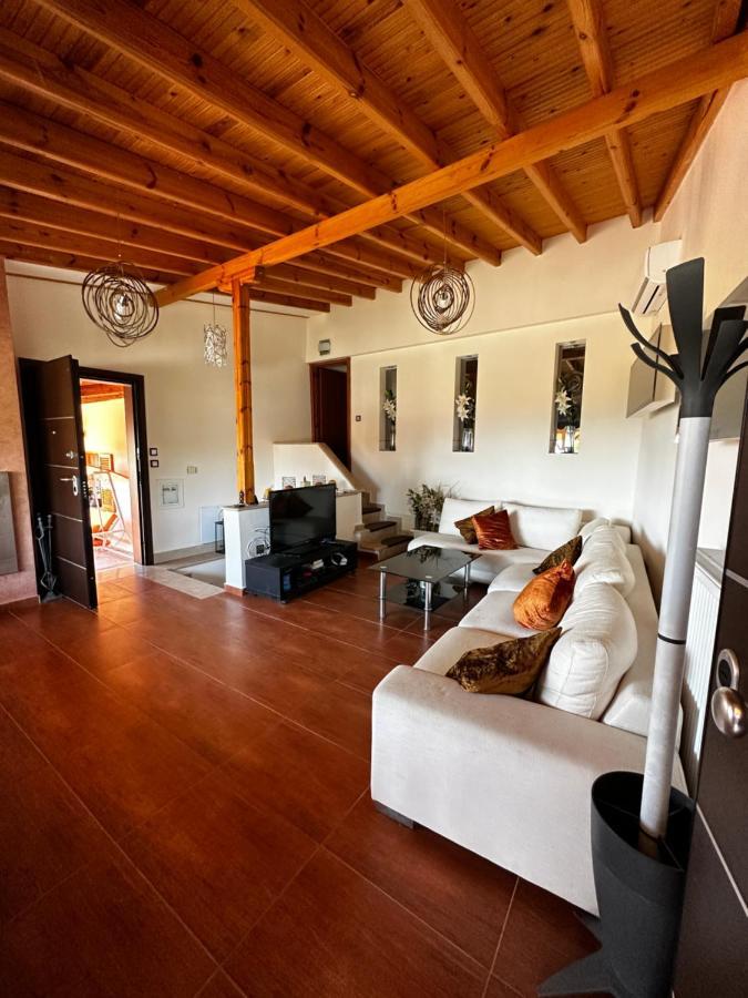 Privilege Suites Nea Kallikrateia 外观 照片