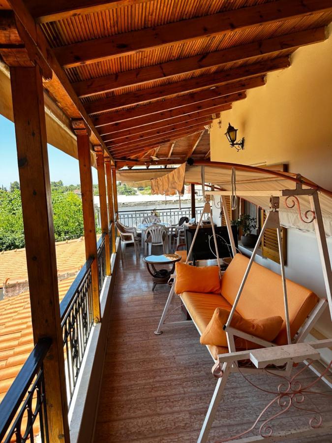 Privilege Suites Nea Kallikrateia 外观 照片