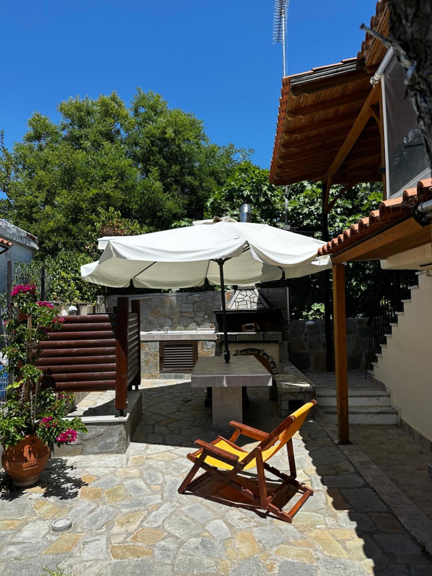 Privilege Suites Nea Kallikrateia 外观 照片